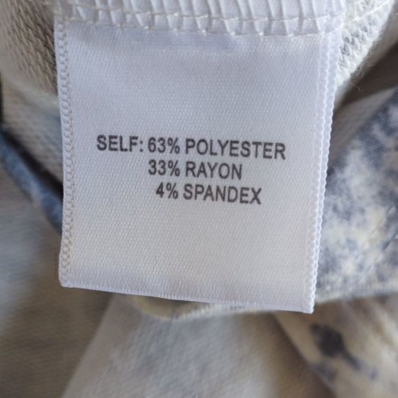 Rose + Olive Long Sleeve Tie Dye Shirt with Bunched Center Waist Size L - Picture 9 of 12